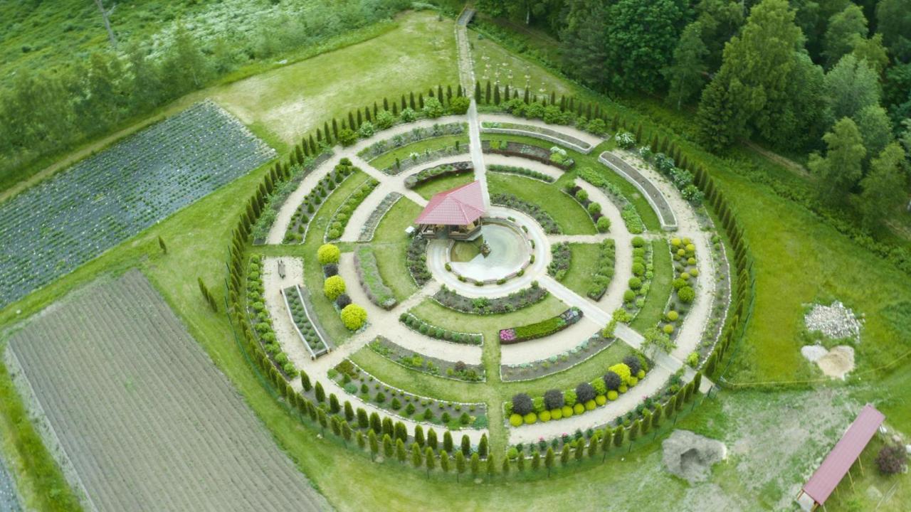 Dveseles Veldzes Darzs Hotel Ziemupe Buitenkant foto