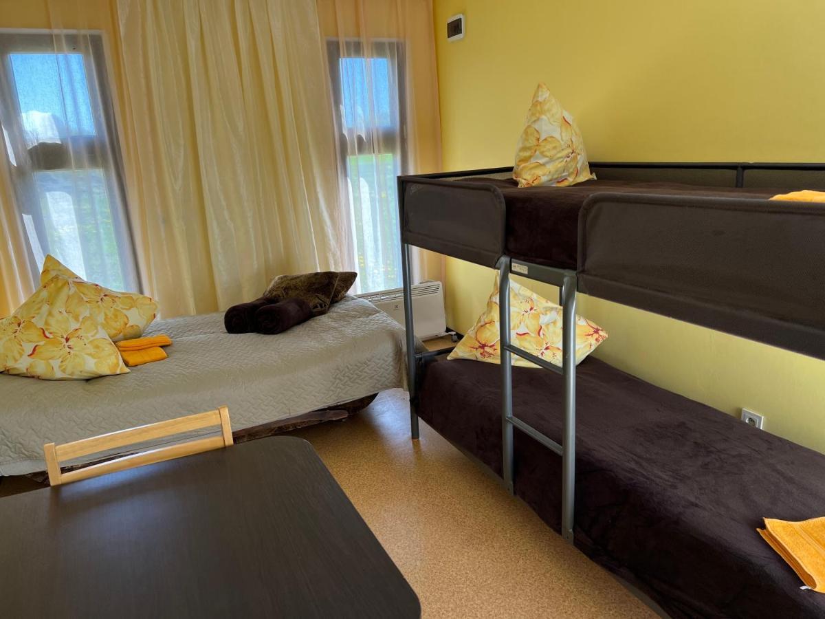Dveseles Veldzes Darzs Hotel Ziemupe Buitenkant foto